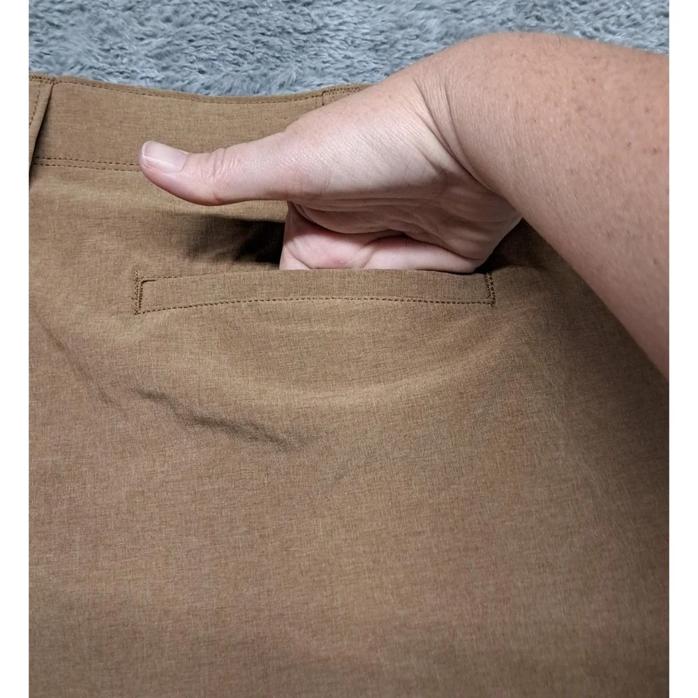 Iron Co. Cargo Shorts Mens Sz 38 Comfort Waistband Regular Fit Khakis Wicking